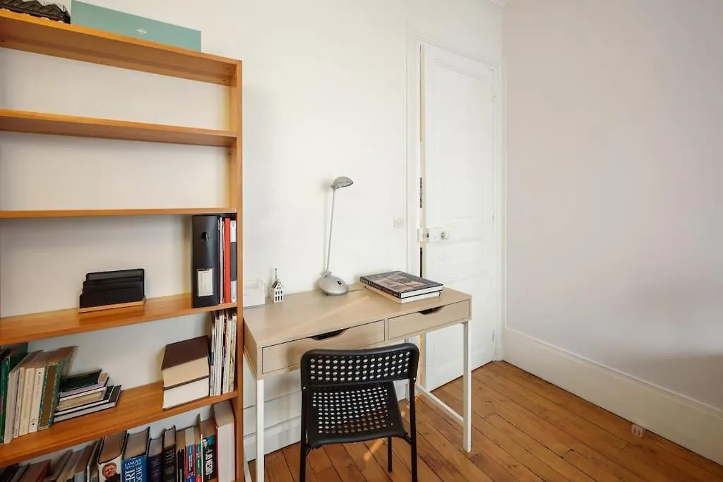 Beautiful Flat Heart Of Xiveme Apartment Paris