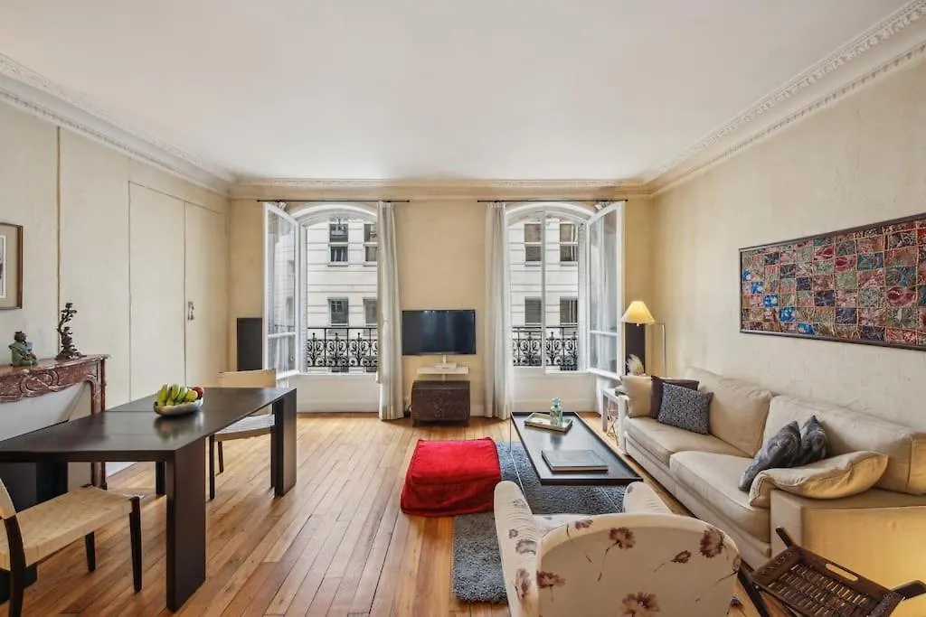 Beautiful Flat Heart Of Xiveme Apartment Paris
